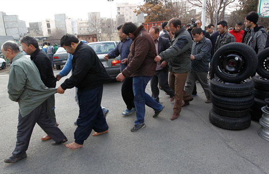 عکس: بازداشت اعضای باند سرقت در تهران