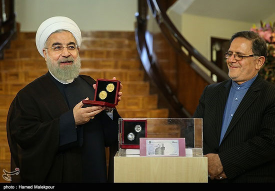 عکس: مراسم رونمایی از ایران چک جدید