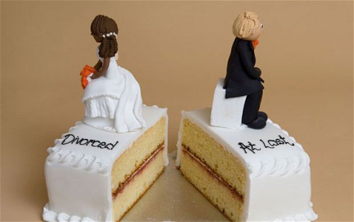 جشن طلاق یا ژست روشنفکری؟!