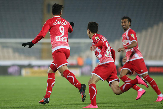 انقلاب پروفسور در پرسپولیس