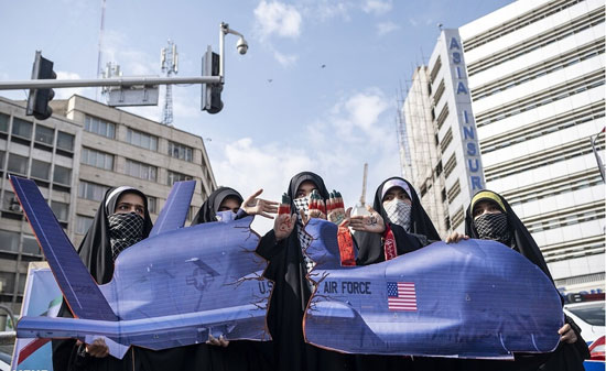 تصاویری از حواشی راهپیمایی ۱۳ آبان