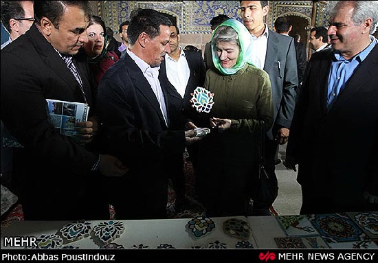 عکس: مدیرکل یونسکو در اصفهان چه می‌کند؟