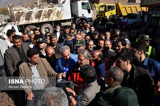 بازدید سخنگوی دولت از مناطق زلزله‌زده‌