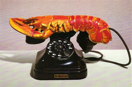 تلفن خرچنگی دالی در بریتانیا ماندنی شد