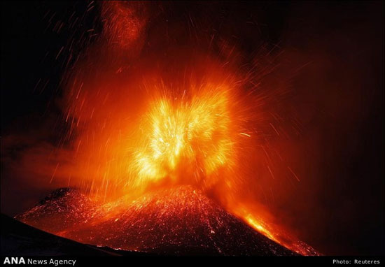 عکس: فوران آتشفشان اتنا در ایتالیا