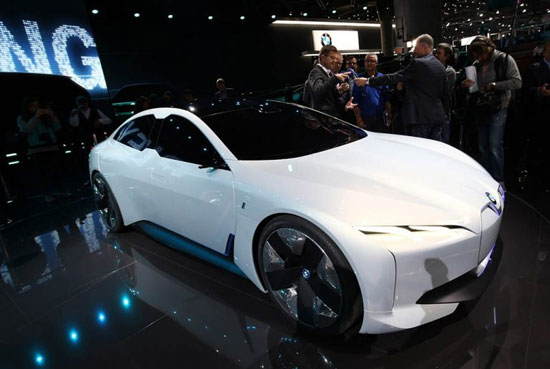 بی ام و آی ویژن دینامیک (BMW I Vision Dynamic)؛ کوپه الکتریکی و رقیب تسلا در فرانکفورت رونمایی شد