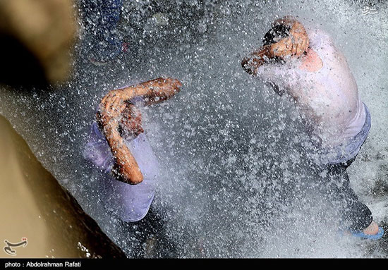 عکس: دوش آب سرد در گنج نامه