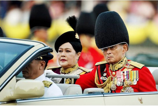 پادشاه تایلند، اخموی دوست داشتنی «تای»ها