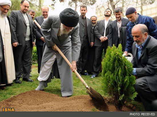 توصیه رهبرانقلاب به مسئولان درباره درختکاری