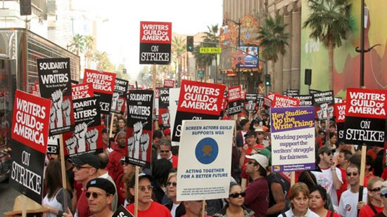 اعتصاب انجمن نویسندگان امریکا لغو شد