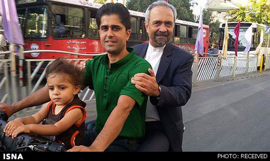 موتورسواری رئیس دفتر روحانی! +عکس