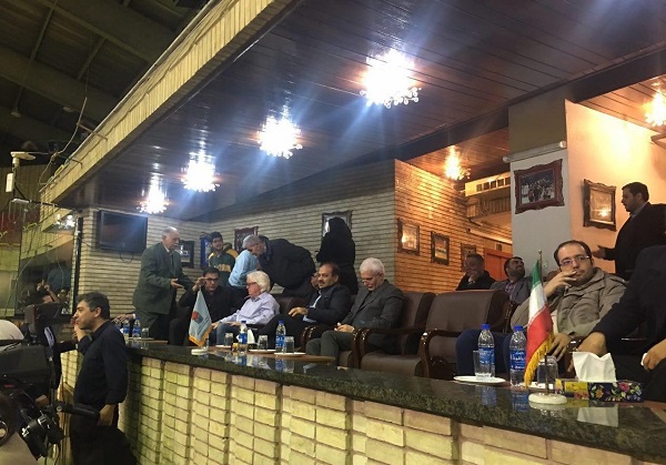 شفر، تماشاگر ویژه دیدار بسکتبال ایران و قطر