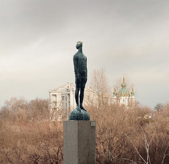 مجسمه جالب قطره باران در اوکراین