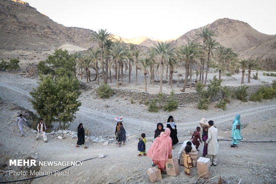 توزیع سبد کالا در روستا‌های سیستان و بلوچستان