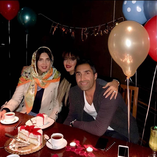 جشن تولد هادی کاظمی در کنار همسرش