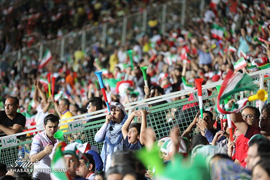 برگزاری بازی ایران - کره با حضور تماشاگر
