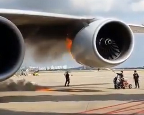 آتش‌گرفتن موتور هواپیمای مسافربری در سئول