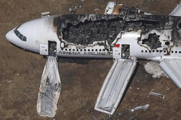 عکس: سقوط بوئینگ 777 در سانفرانسیسکو