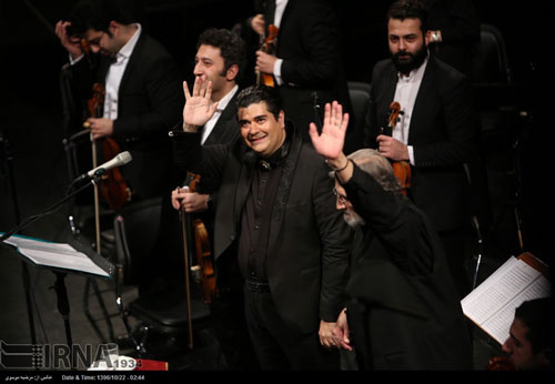 اجرای ارکستر ملی در وصف عشق به ایران