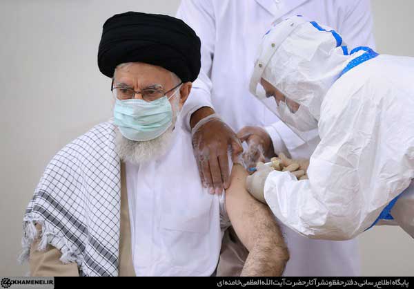 دریافت نوبت دوم واکسن ایرانی توسط رهبر انقلاب