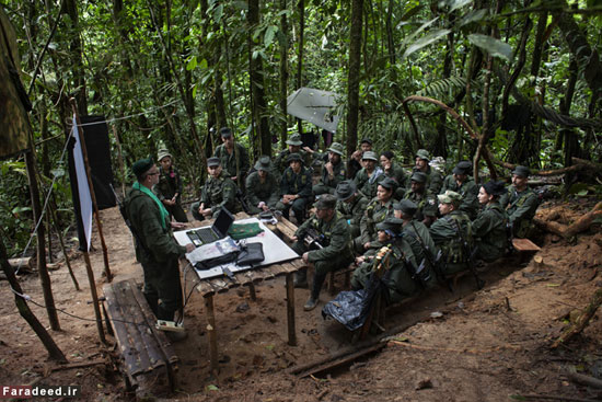 زنان و مردان چریک در جنگل‌های کلمبیا
