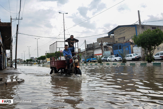 آب گرفتگی پس از بارندگی در اهواز