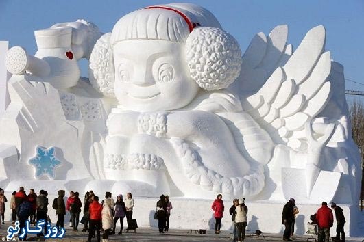 قصر یخی غول پیکر و باشکوه در چین +عکس