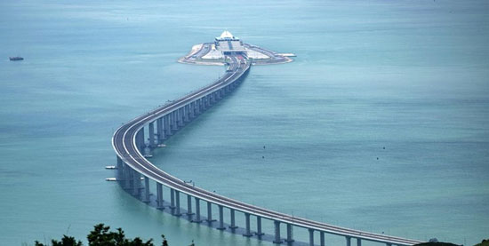 بزرگ‌ترین پل آبی جهان ۴ روز دیگر افتتاح می‌شود