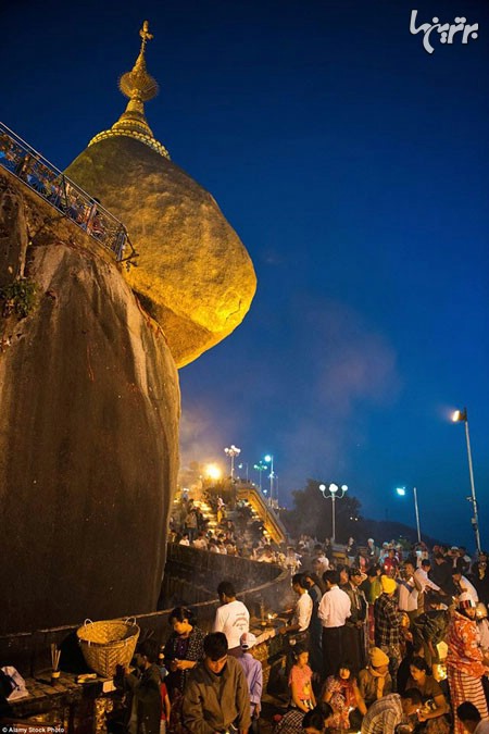 صخره مقدس و عجیب در برمه +عکس