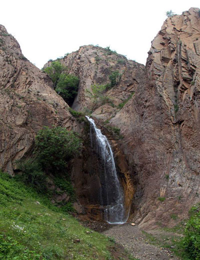 آبشار «وزنه سر» کجاست؟