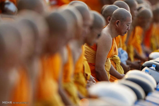 تصاویری جالب از گردهمآیی راهبان بودایی