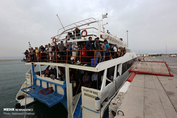 مسافران نوروزی در نگین خلیج فارس