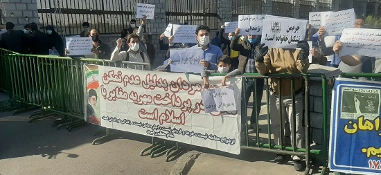 تجمع اعتراضی محکومان مهریه در مقابل مجلس!