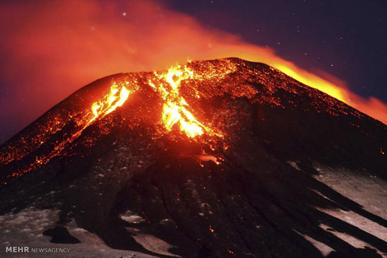 خشم آتشفشان ویلاریکا در شیلی +عکس