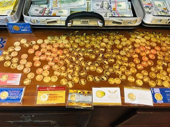 سکه‌های طلای رشوه در دادگاه شهرداری لواسان