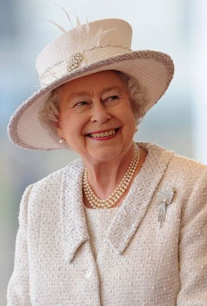 ملکه الیزابت، رکورد ملکه ویکتوریا را شکست