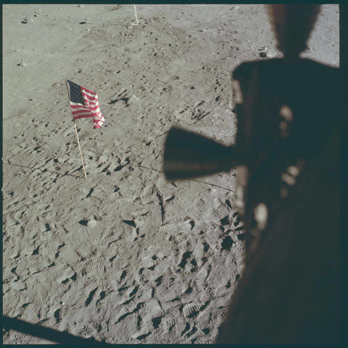 تصاویر دیده نشده‌ از ماموریت آپولو ۱۱ در کره ماه