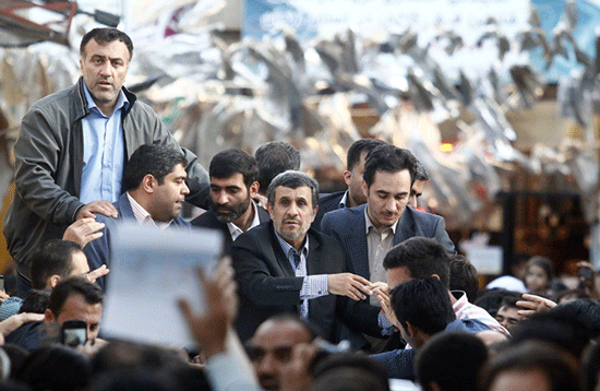 عکس: سخنرانی احمدی‌ نژاد در زنجان