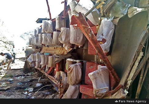 عکس: واژگونی مرگبار اتوبوس در سوادکوه