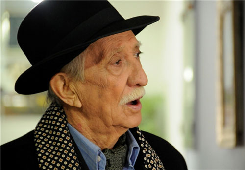داریوش اسدزاده در 91 سالگی