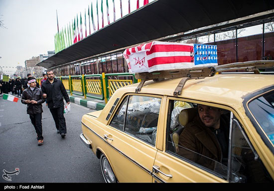 عکس: راهپیمایی 22 بهمن در تهران (2)