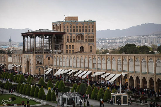 نقش جهان میزبان مسافران نوروزی