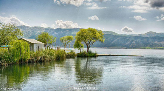 زیبایی‌های دریاچه زریوار مریوان؛ قلب کردستانِ زیبا
