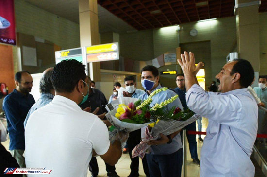 استقبال از مهاجری در فرودگاه تبریز