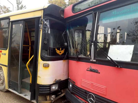 جزئیات برخورد ۲ اتوبوس‌ِ دانشجویان یاسوج