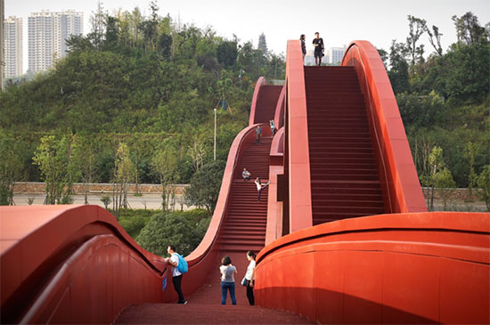 «پل گره شانس»، پل عابر پیاده‌ای در چین