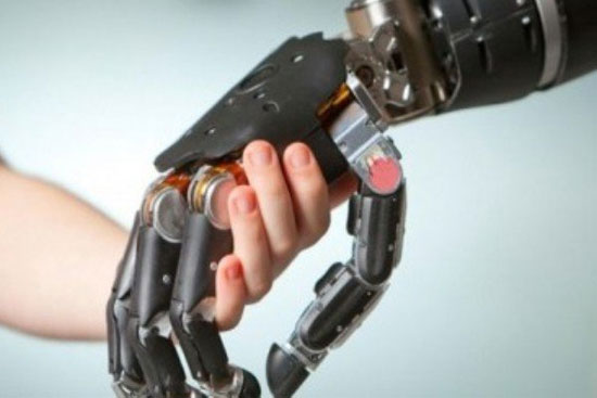 بازوی رباتیک ایرانی با قابلیت چرخش 360 درجه