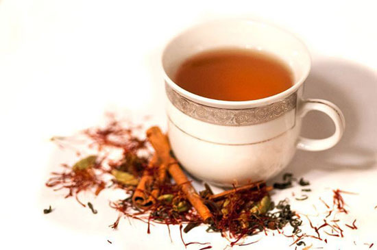 متابولیسم بدن را با چای زعفران بالا ببرید