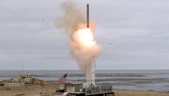 آمریکا موشک کروز میان‌برد آزمایش کرد