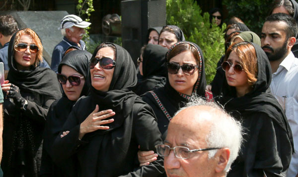 مراسم وداع با خالق مجسمه‌های پارک جمشیدیه